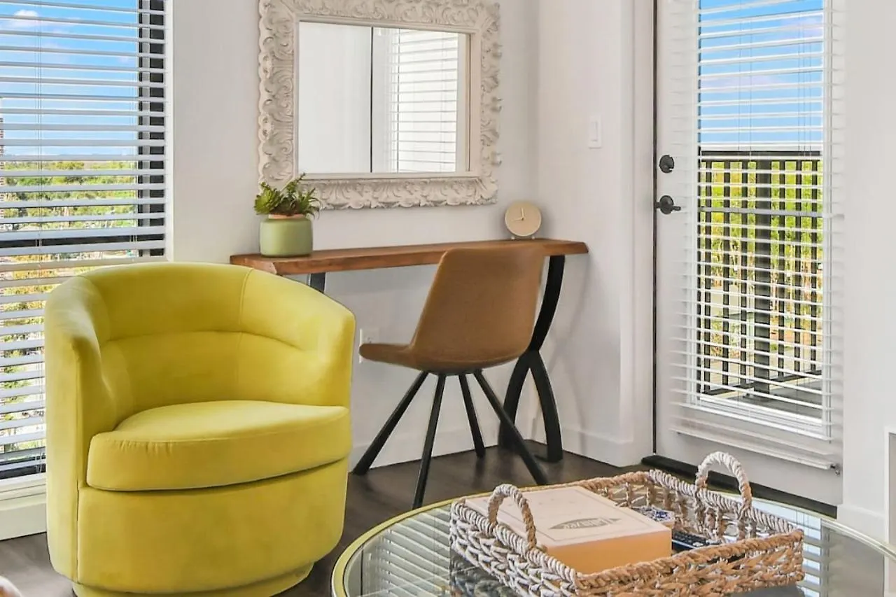 Trendy Gateway By Lake Eola Free Parking Orlando